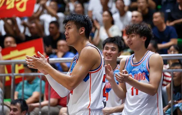 杏彩体育官网-新疆男篮稳住节奏，强势展现团队实力拿胜的简单介绍