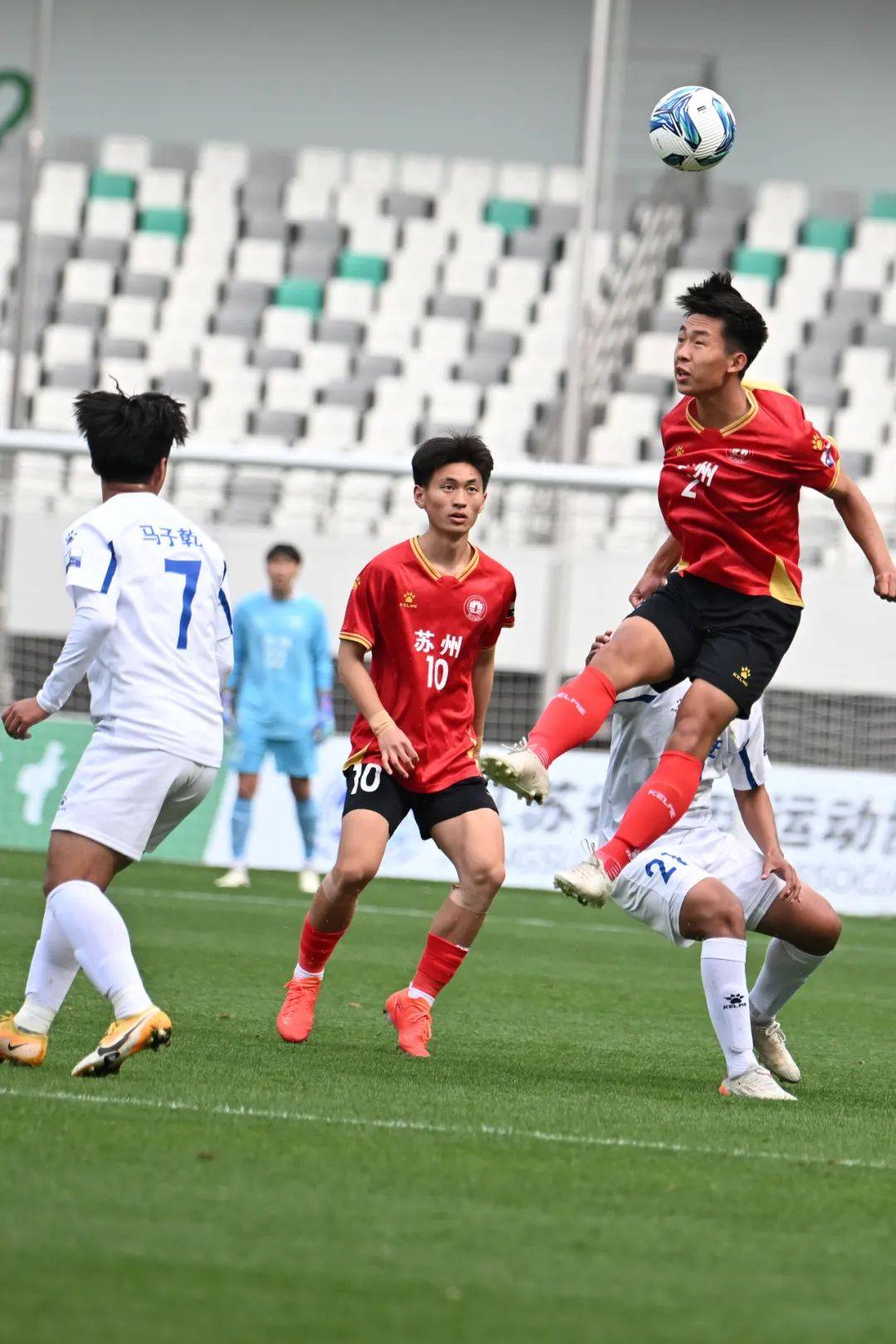 杏彩体育入口-欧预赛强队实力暴露，首轮比赛引人关注(欧预赛强队实力暴露,首轮比赛引人关注吗)