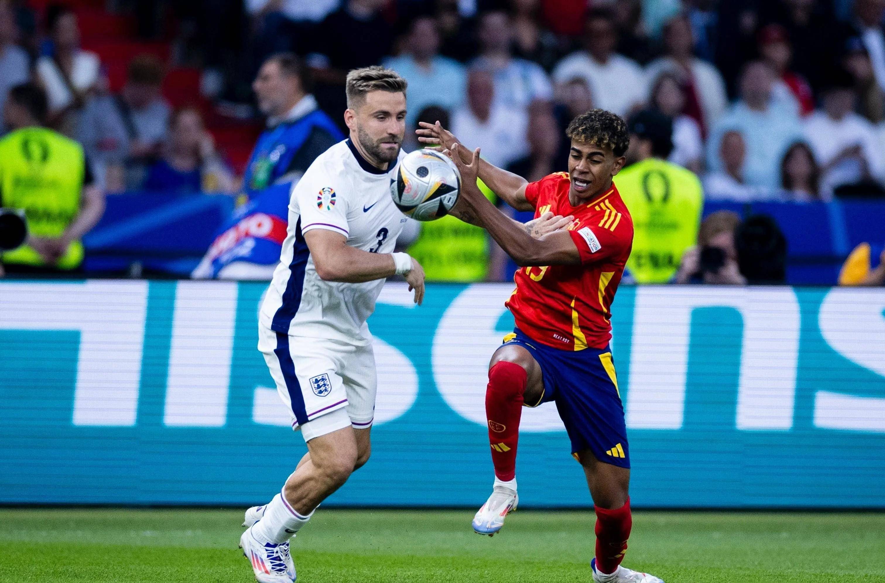 杏彩体育官方入口-西班牙队在欧洲预选赛中遭遇了挑战