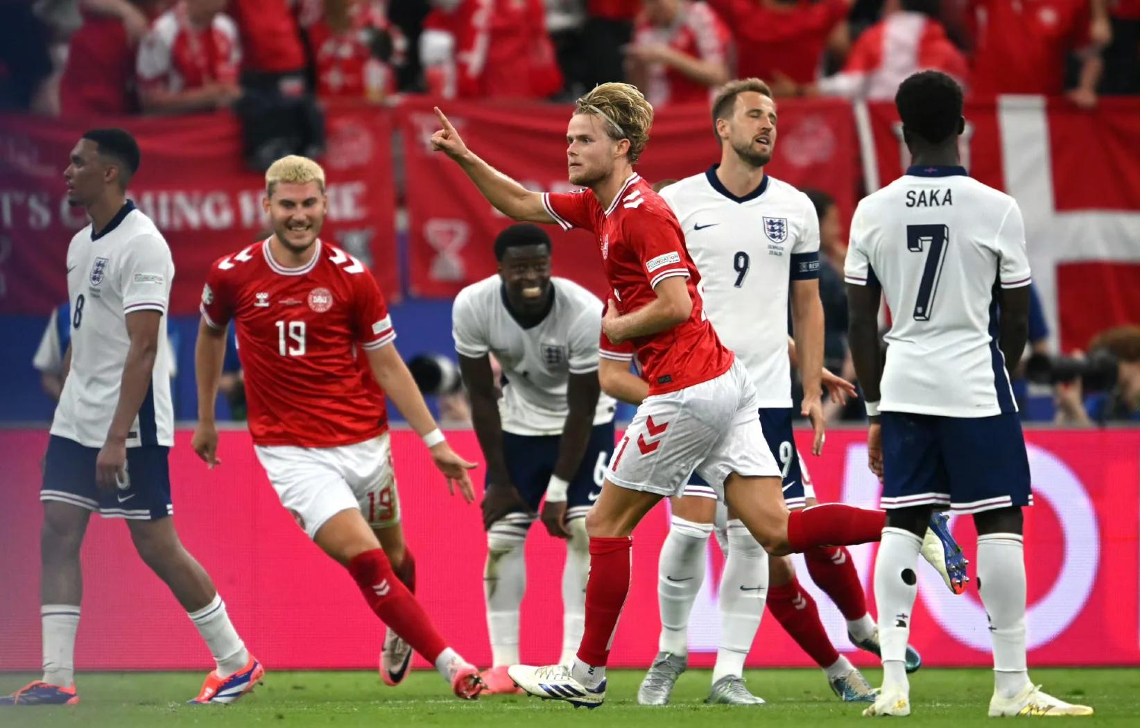 西班牙队在欧洲预选赛中遭遇了挑战