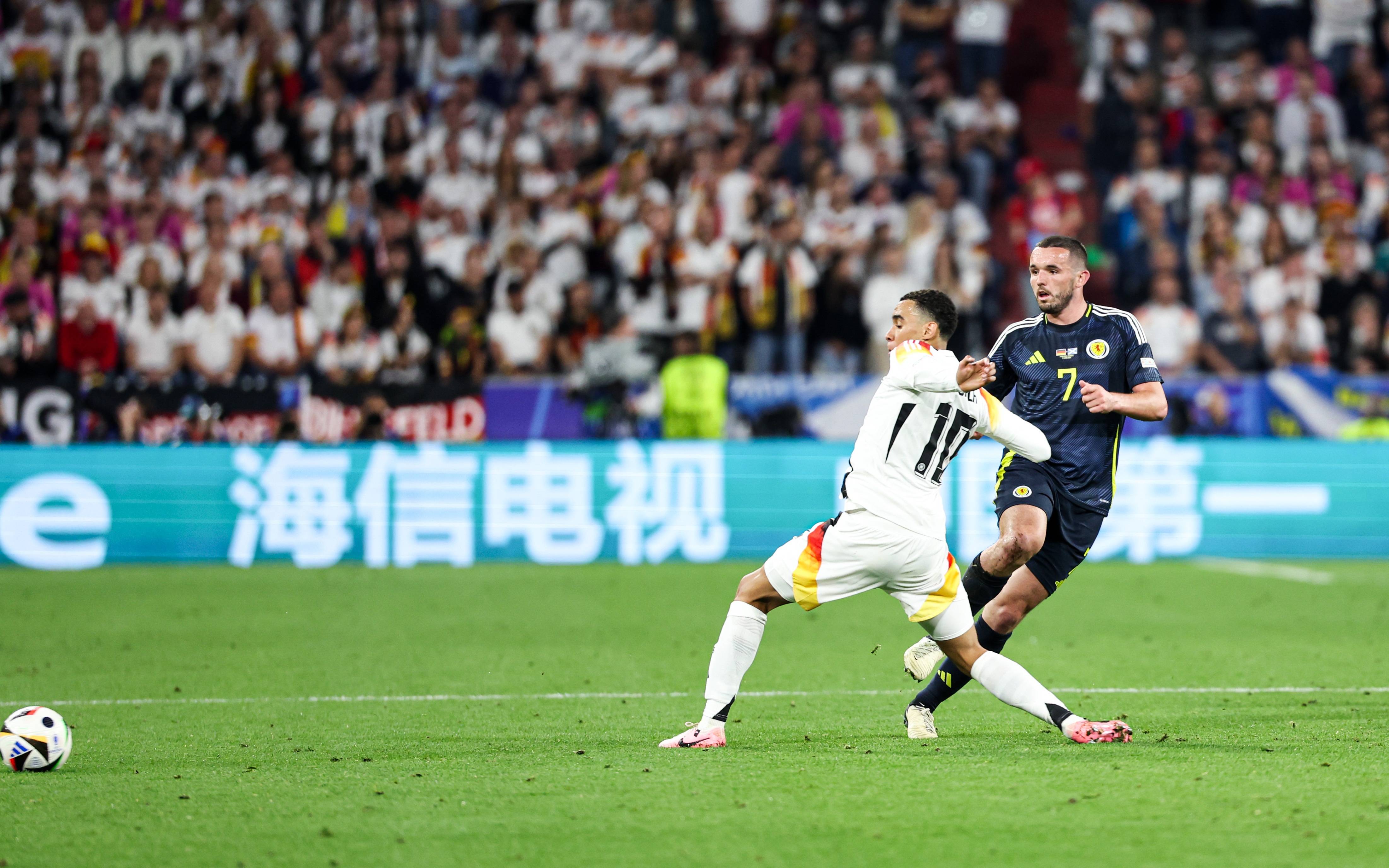 杏彩体育在线-德国队准备迎战北爱尔兰队，欧洲杯预选赛备受瞩目！