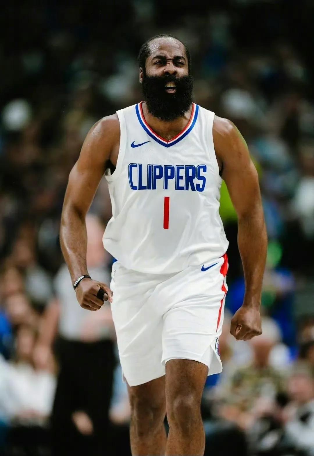 杏彩体育在线-包含火箭险胜老鹰，哈登最后时刻关键三分帮助球队逆转的词条