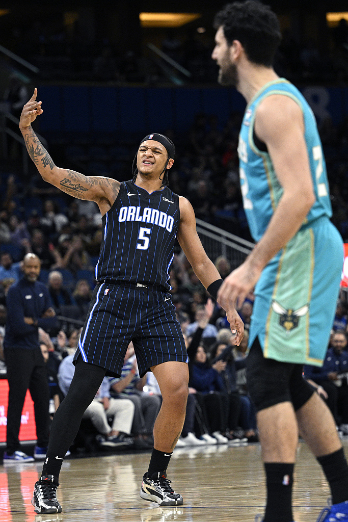 杏彩体育下载-人逆转黄蜂，艾尔顿全场砍下最高得分的简单介绍