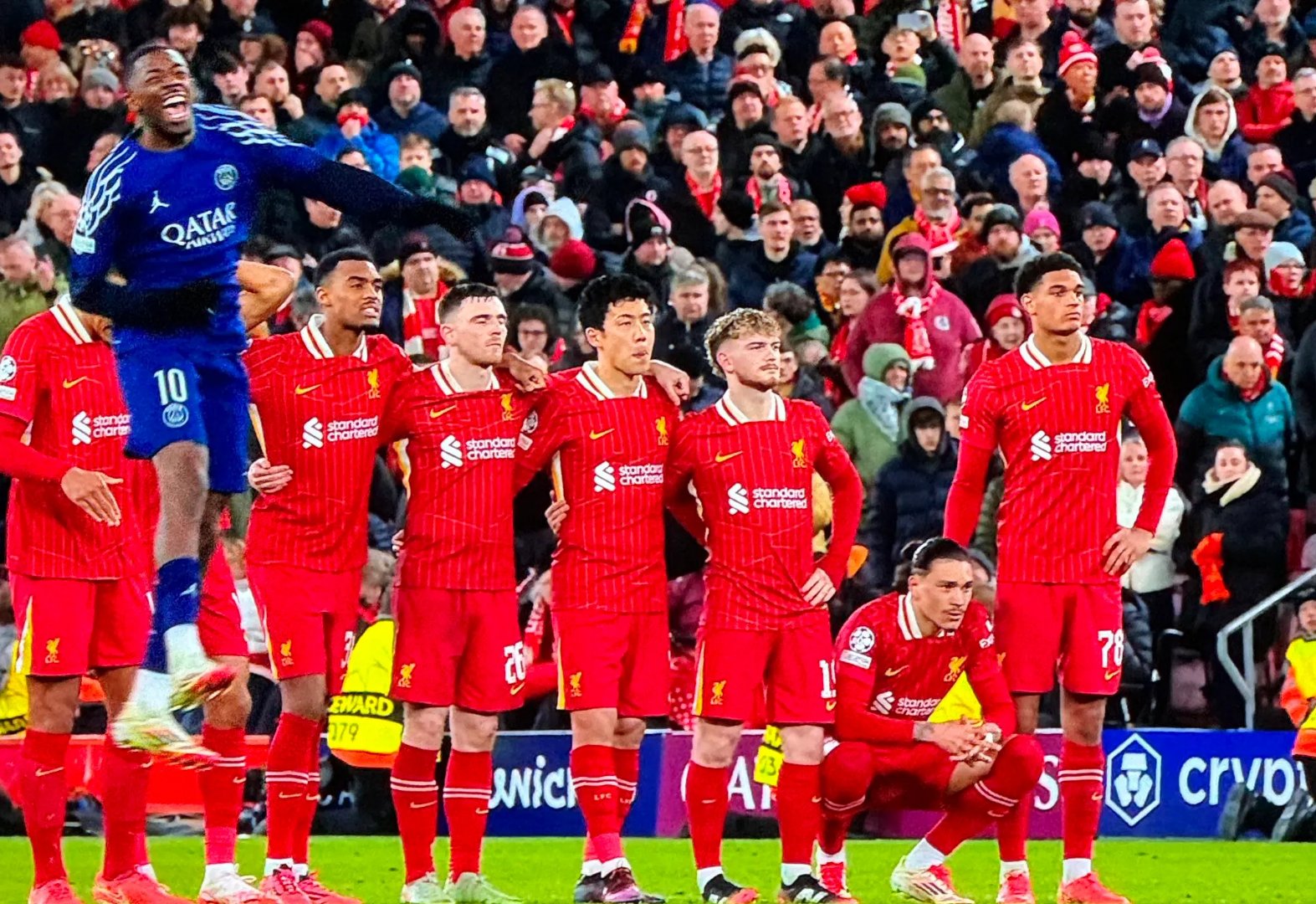 杏彩体育官方入口-双雄对决！巴黎对阵拜仁的欧冠半决赛