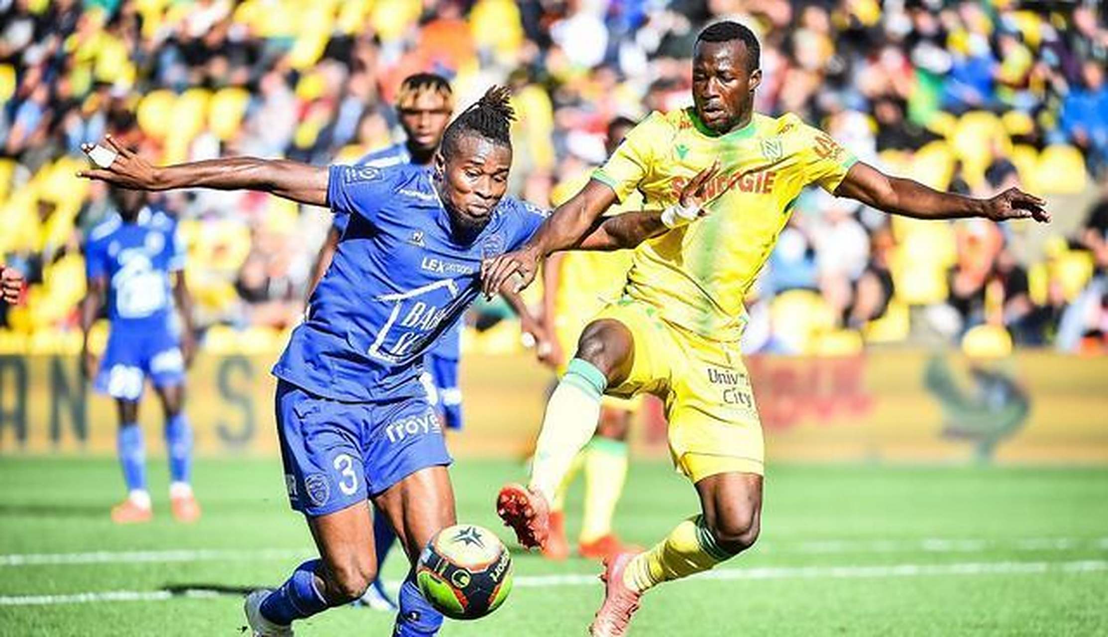 杏彩体育中国官网-阿雅克肖客场被里昂击败，输掉关键比赛的简单介绍