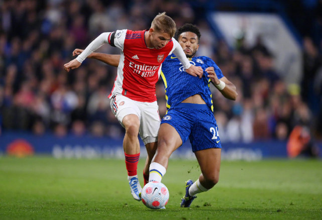 杏彩体育网页版登录入口-包含切尔西客场惜败，积分差距逐渐被追平的词条