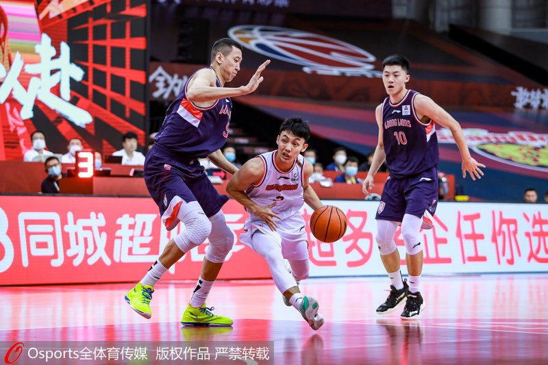 北京队客场大胜山东队，全取六连胜